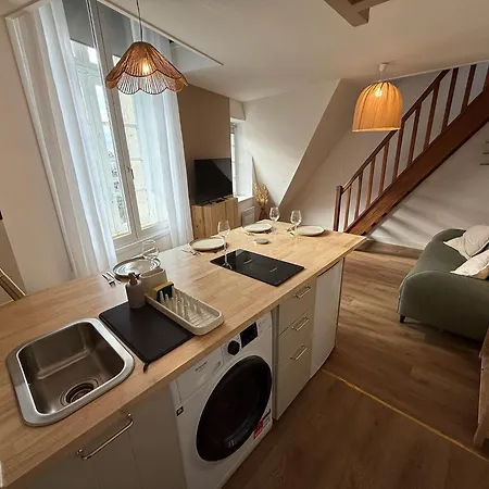 Apartament Chez Oscar Et Charlie, Duplex Sur La Grand Place Arras